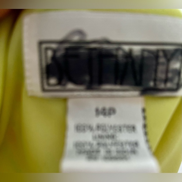 Vintage Y2k Silky Assymetrical Ruffled Skirt Drop Waist Rosette Appliqué SZ M 10 - Picture 5 of 6